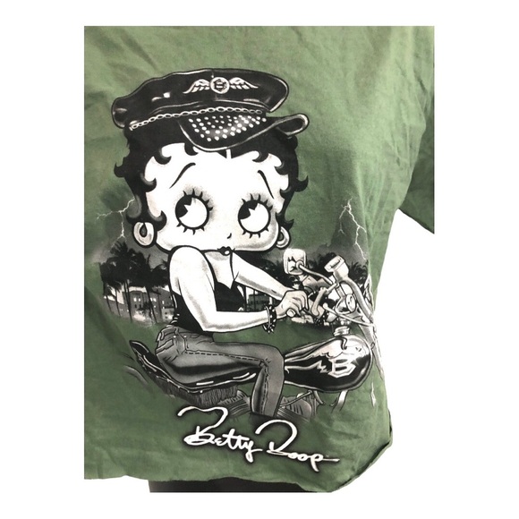 Betty Boop green betty on motorcycle graphic print cropped rolled hem tshirt - Picture 7 of 11